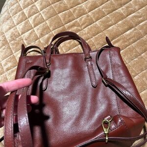 Convertible fossil back - turns into backpack